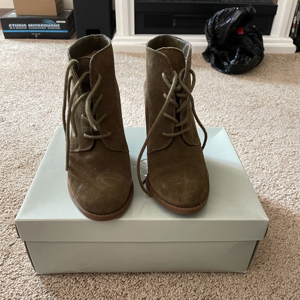 Jessica Simpson booties